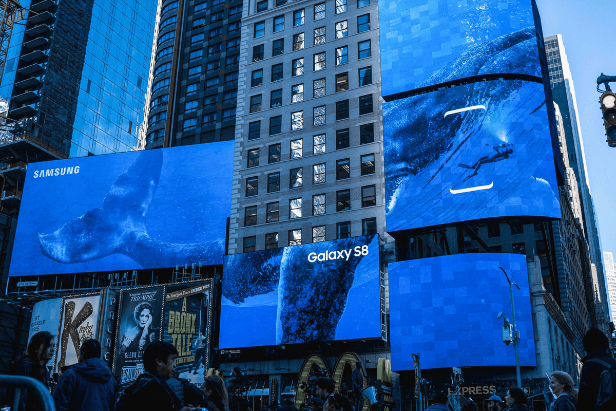 Samsung-Dream-Sharp-Sans-Times-Square